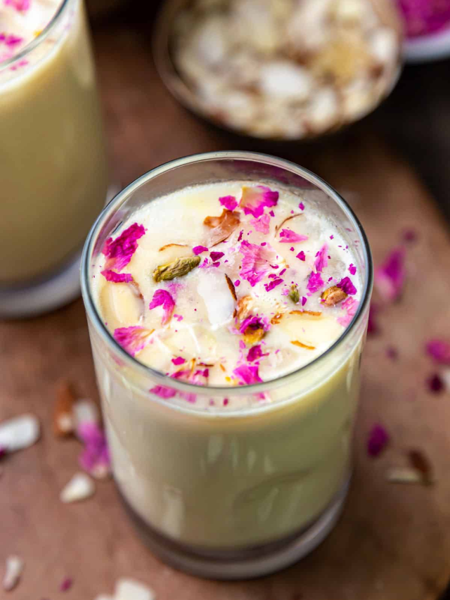 गर्मियों के मौसम से ऐसे बनाये ठंडाई