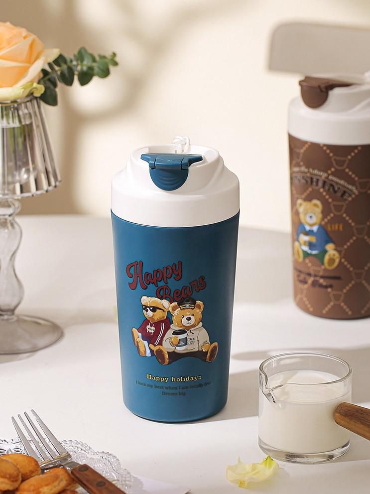 термокружка с керамической колбой 480 мл в интерьере — вакуумная термочашка сохраняет тепло