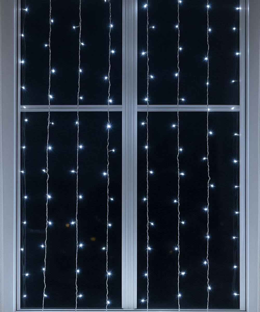 гирлянда штора для окна 1,5х1,5 м белое свечение 64 LED, демонстрация в окне