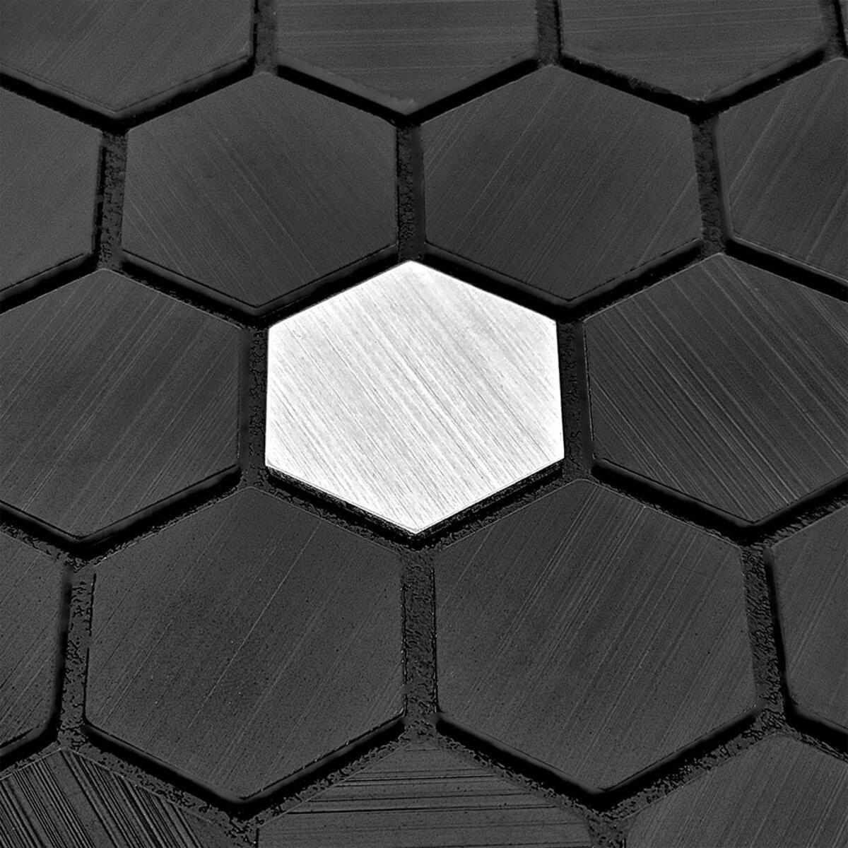 Макро поверхность водоотталкивающая чёрная самоклеящаяся алюминиевая плитка мозаика — влагостойкая отделка