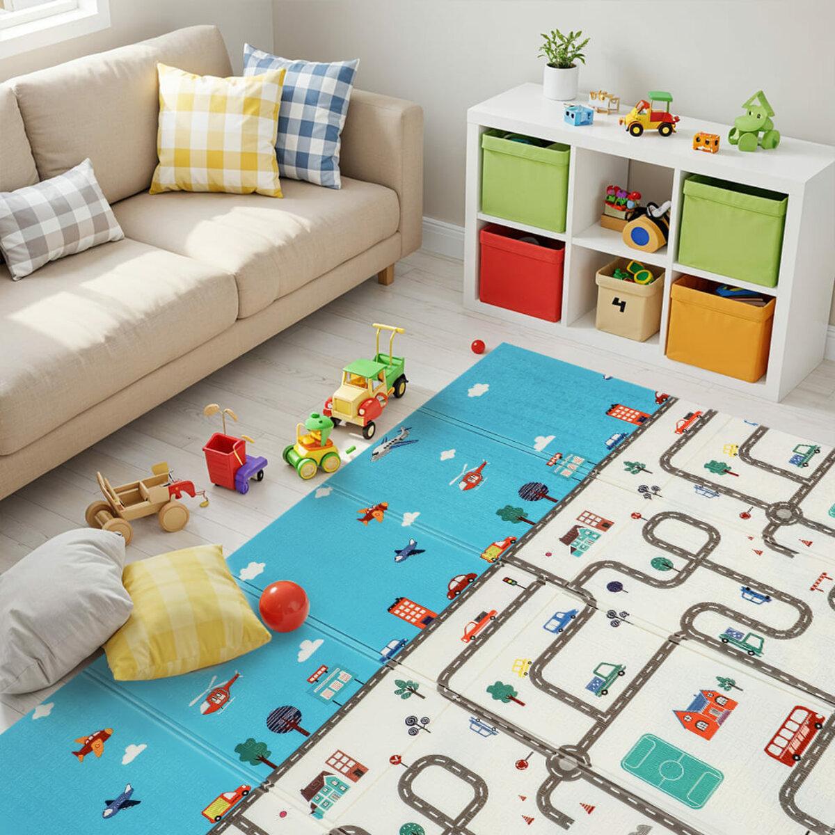 Дитячий ігровий килимок у дитячій кімнаті з теплоізоляційним покриттям