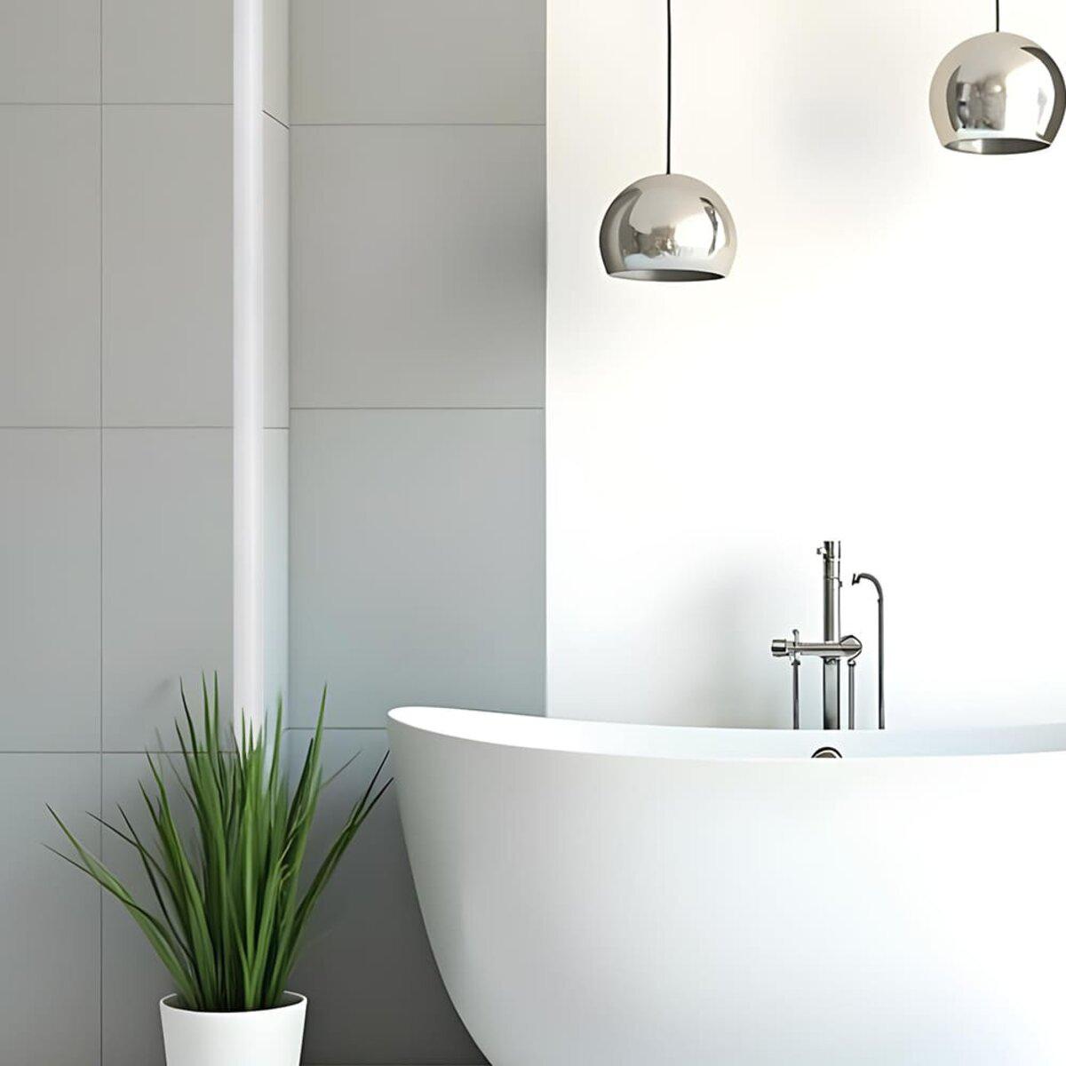 молдинг белый глянцевый в интерьере ванной — самоклеящийся декоративный молдинг для стен