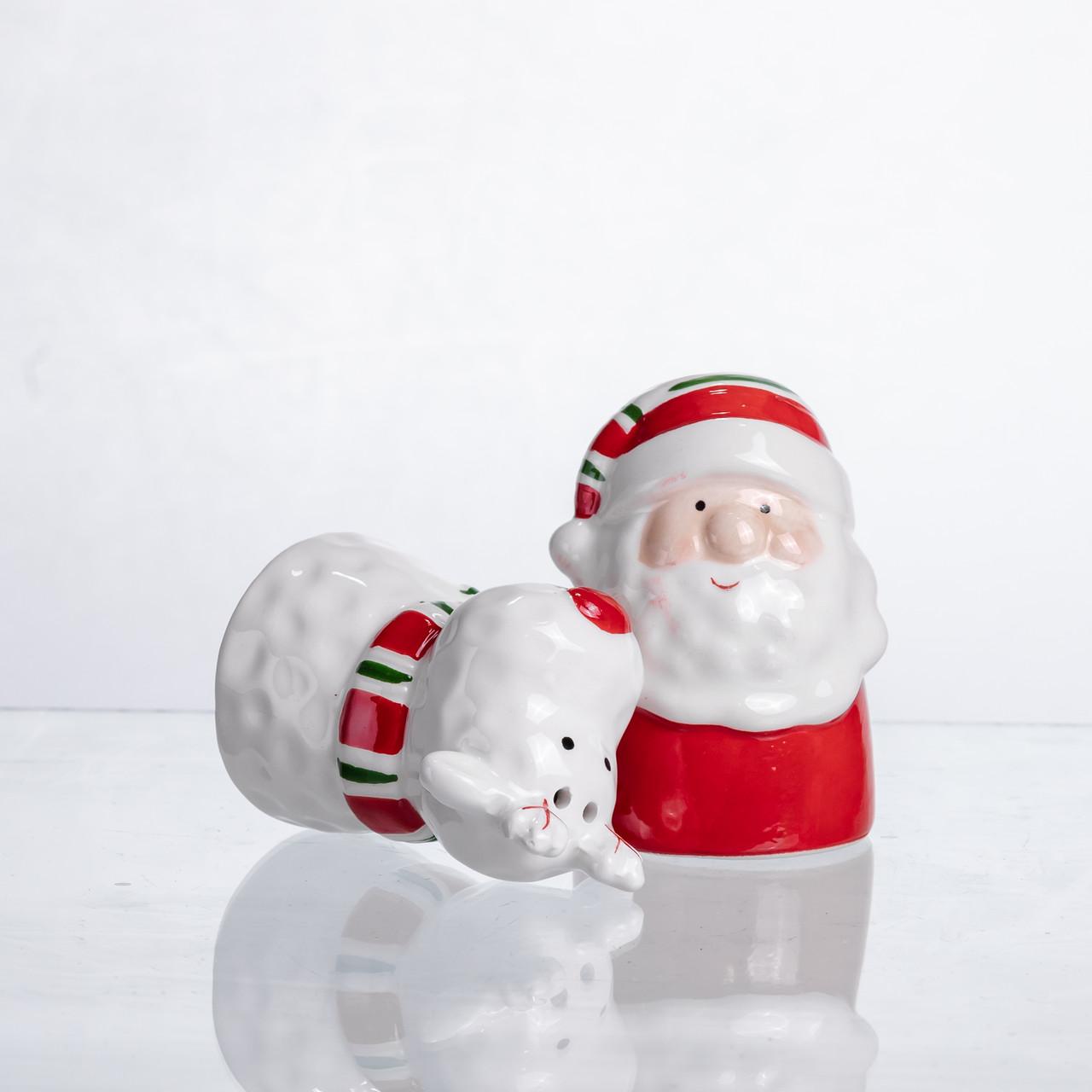 Новорічна сільничка і перечниця з фарфору у вигляді Санти та оленя