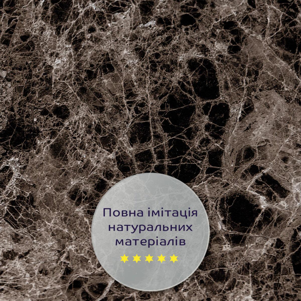 ПВХ панель під темно-сірий мармур в інтер’єрі спальні, стильне безшовне оздоблення стіни
