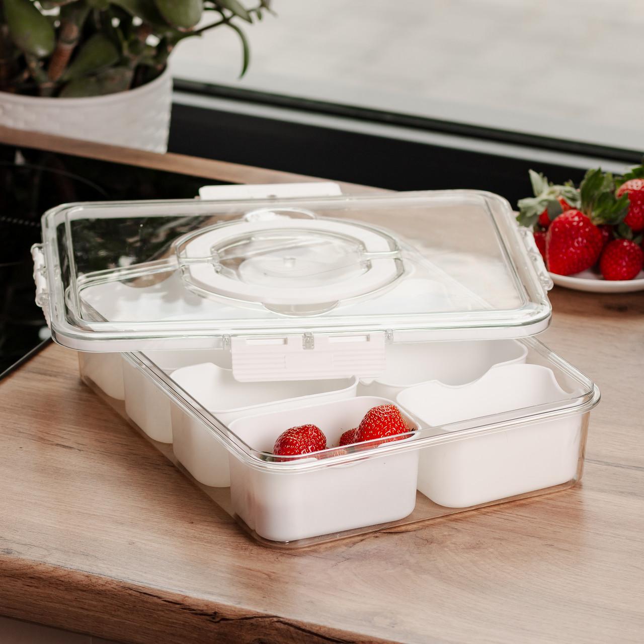 Пластиковый контейнер с 8 отсеками для хранения продуктов и закусок, объем 2.5 л