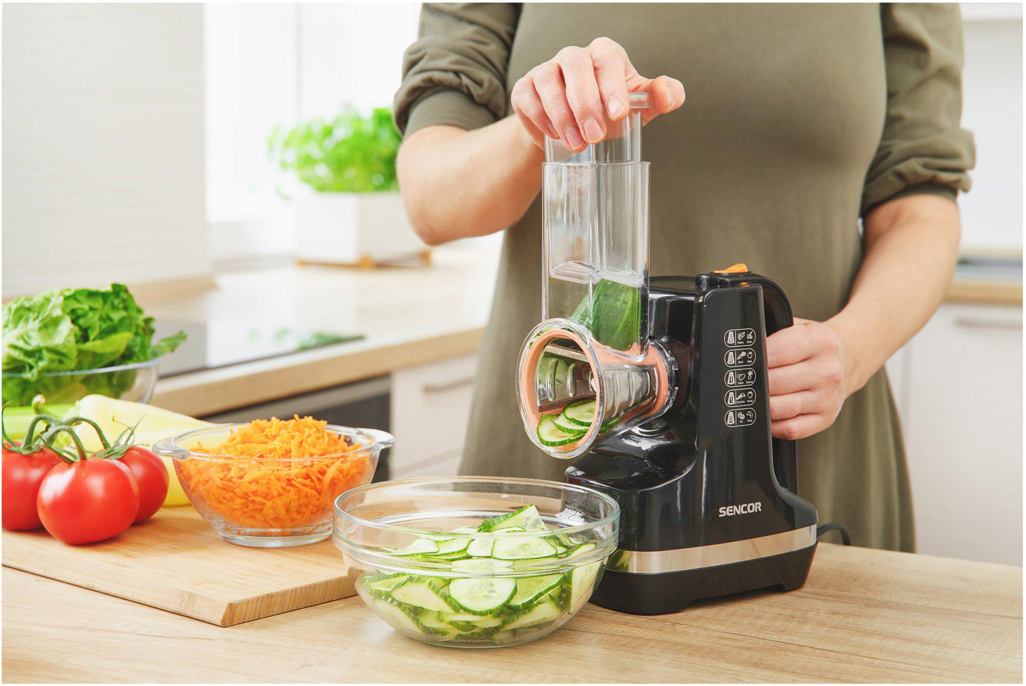 электрическая терка для салатов в работе — насадки для шинковки и измельчения