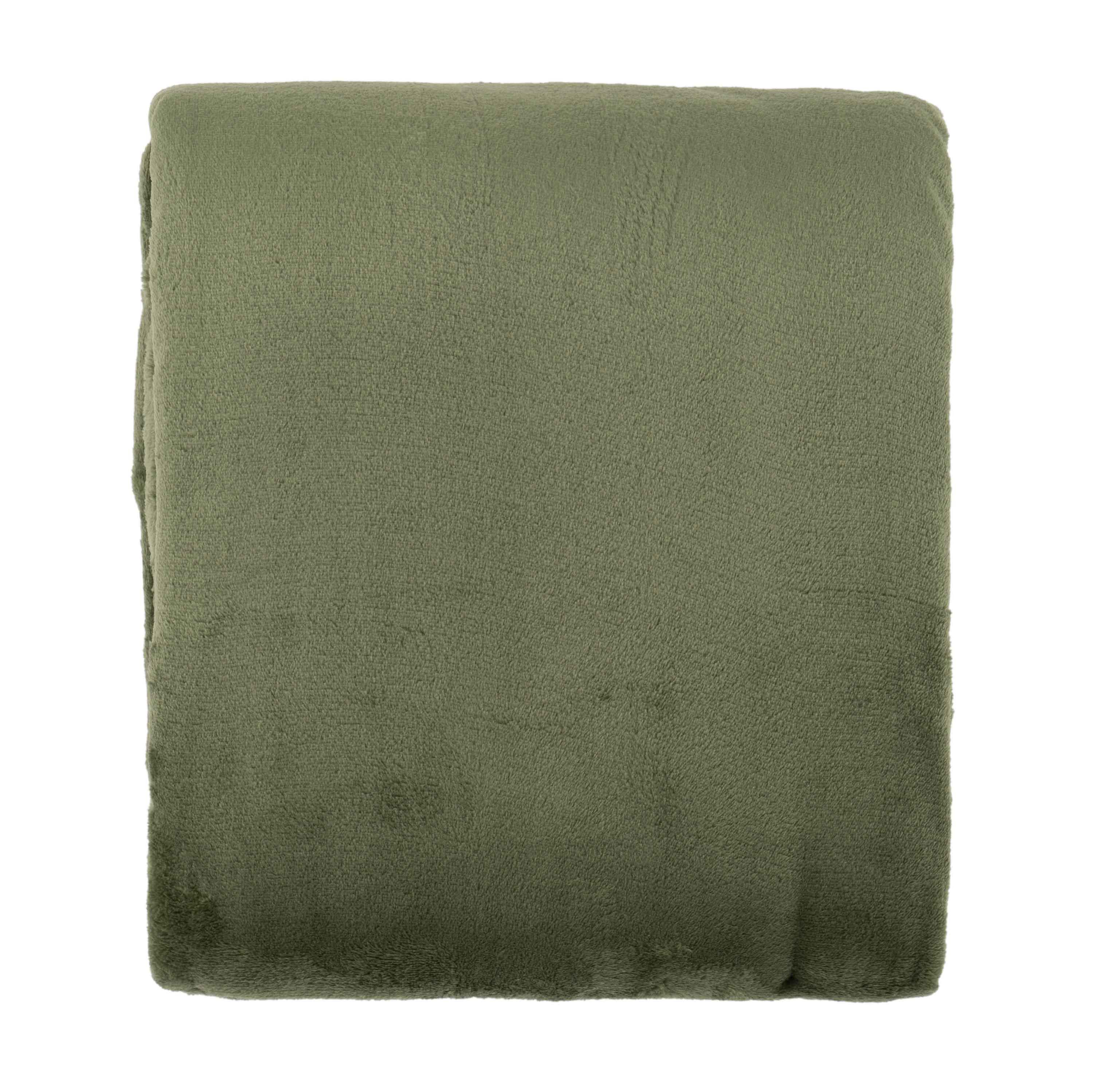 Зеленый плед ARDESTO Flannel 200x220 см в интерьере спальни для комфортного отдыха