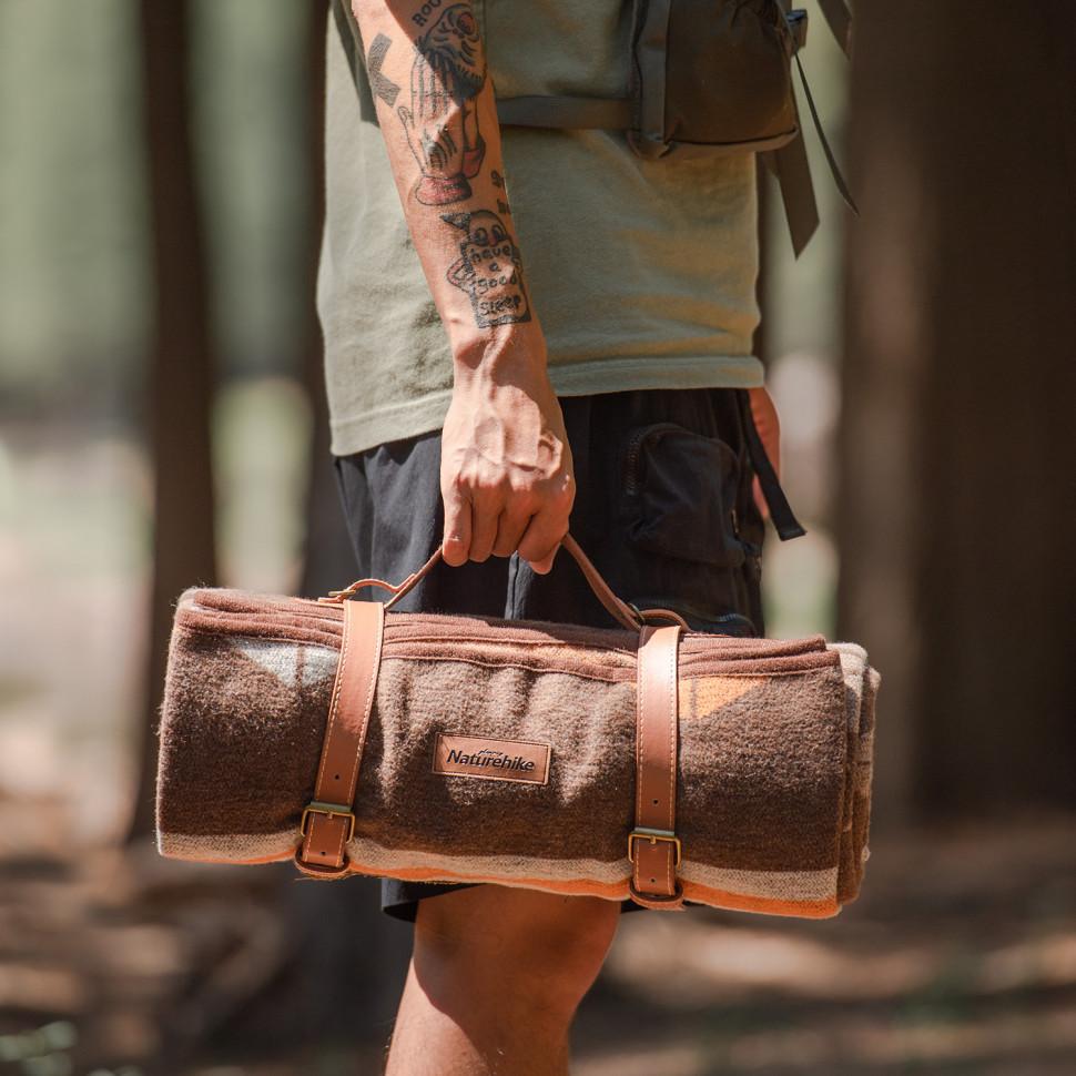 Компактный плед Naturehike в кожаном чехле — плед с чехлом для переноски