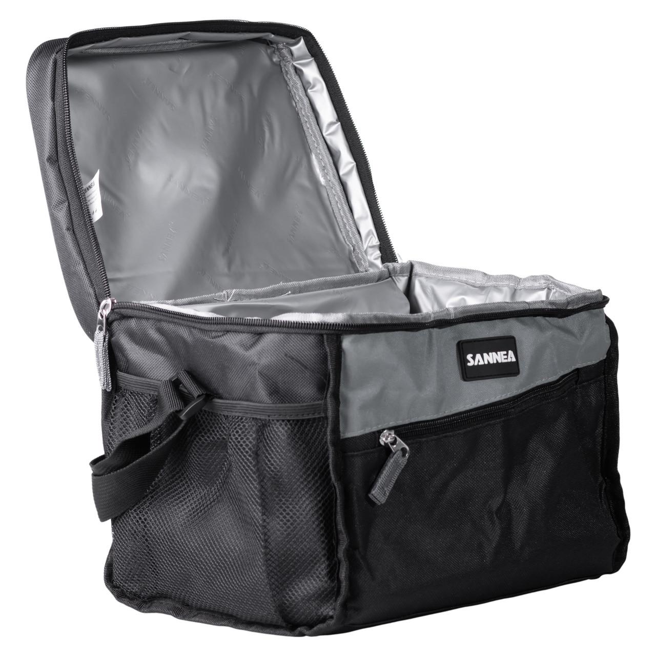 открытая сумка-холодильник для пикника 12 л: видно изолированную внутреннюю подкладку и отделения