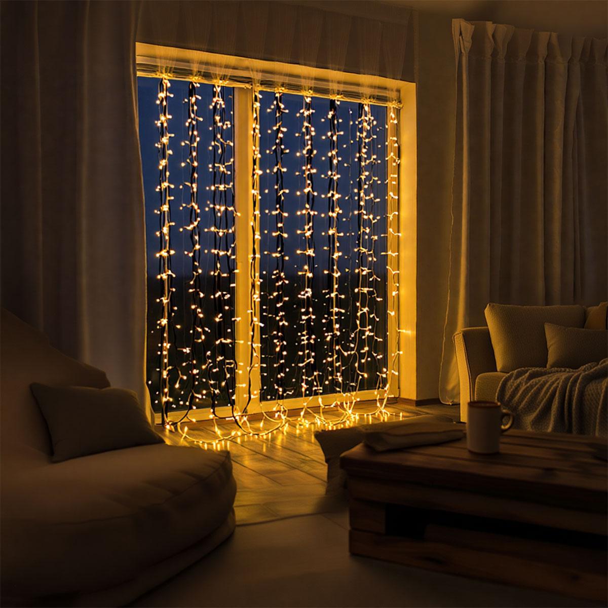 гирлянда штора для окна 3x2 м 144 LED тёплый белый свет в интерьере