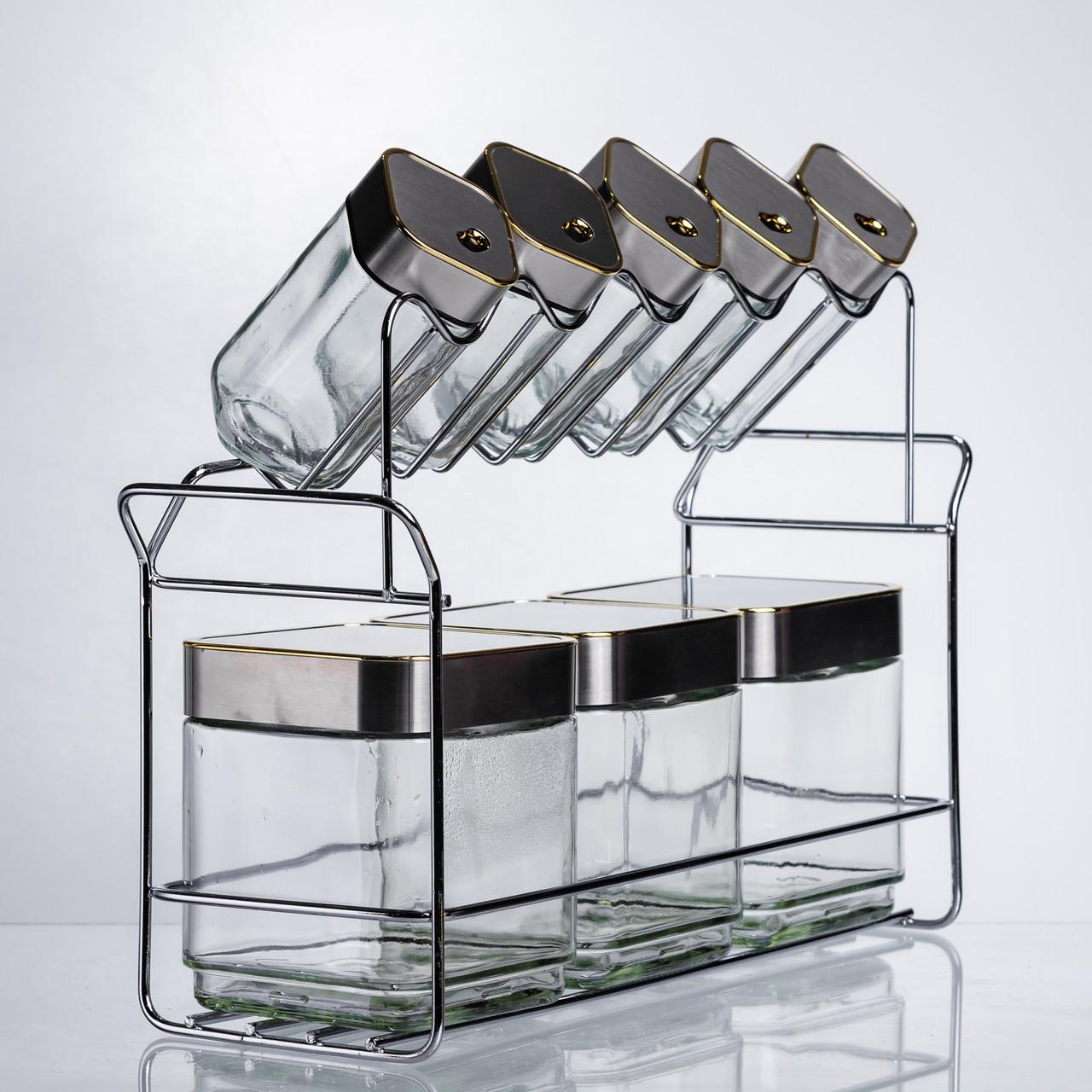 скляні ємності для зберігання круп, спецій і приправ на металевій підставці, боковий ракурс