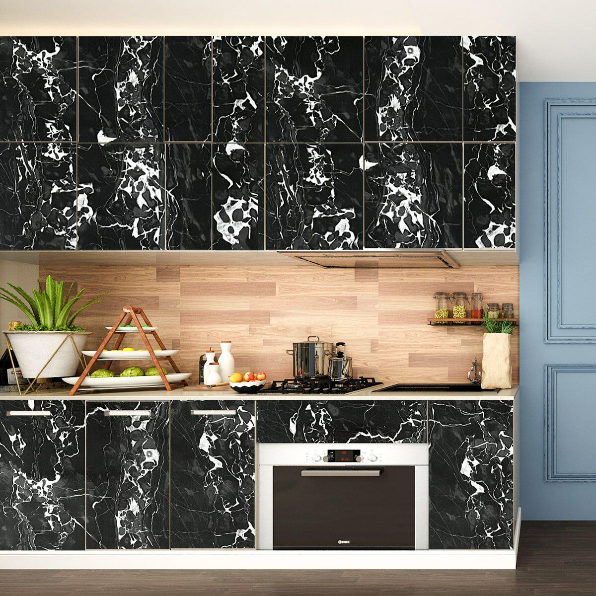Пленка для мебели и дверей черный мрамор в интерьере кухни — самоклеящаяся декоративная плёнка