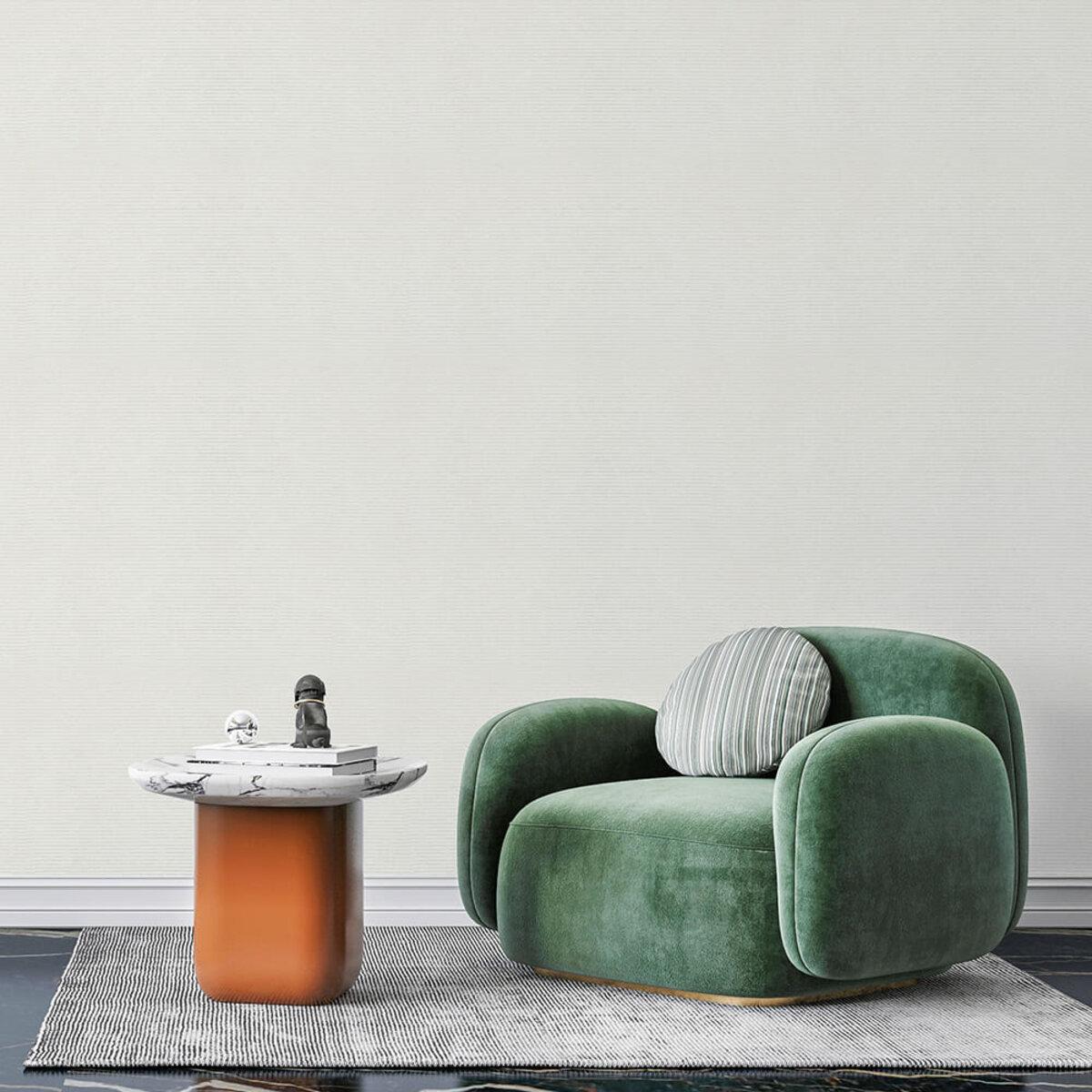 Самоклеюча гнучка штукатурка біло-молочного кольору в сучасному інтер’єрі вітальні