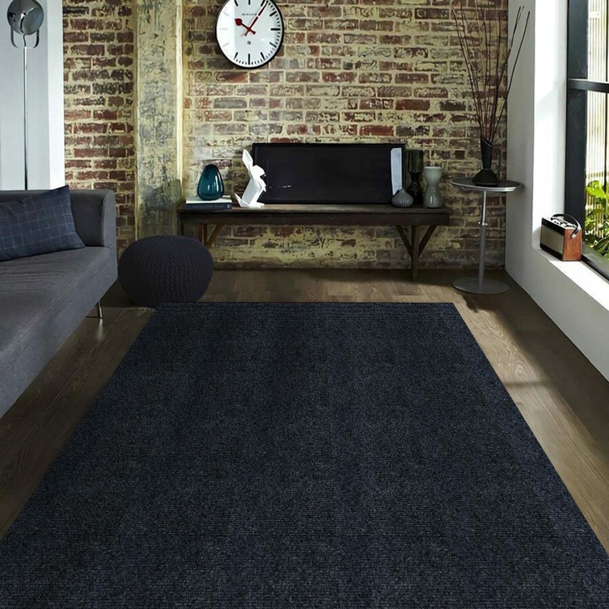 Ковровая плитка на клеевой основе 300х300 черная в интерьере, модульное покрытие для пола