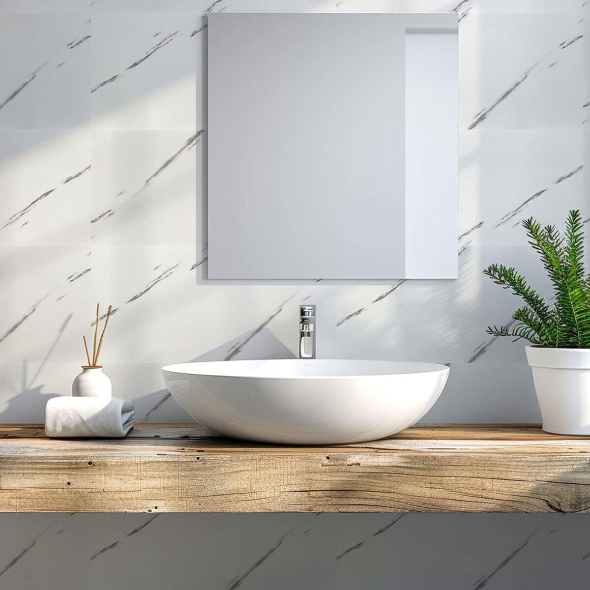 панели для стен имитация мрамора 600x300 мм в интерьере ванной — самоклеящаяся PET плитка