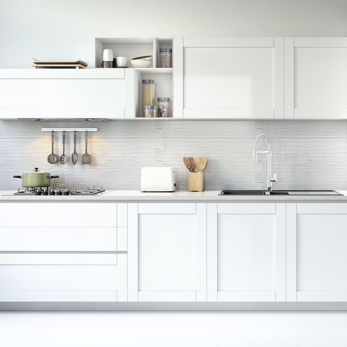 водостойкие ПВХ стеновые панели — крупный план текстуры и влагоотталкивающей поверхности