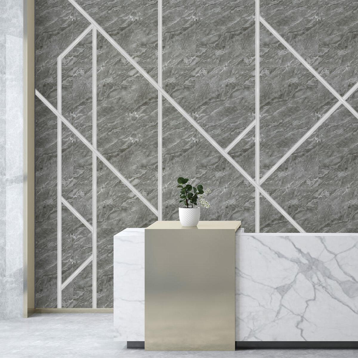 гибкий самоклеящийся молдинг для внутренней отделки 5000х30 мм в интерьере